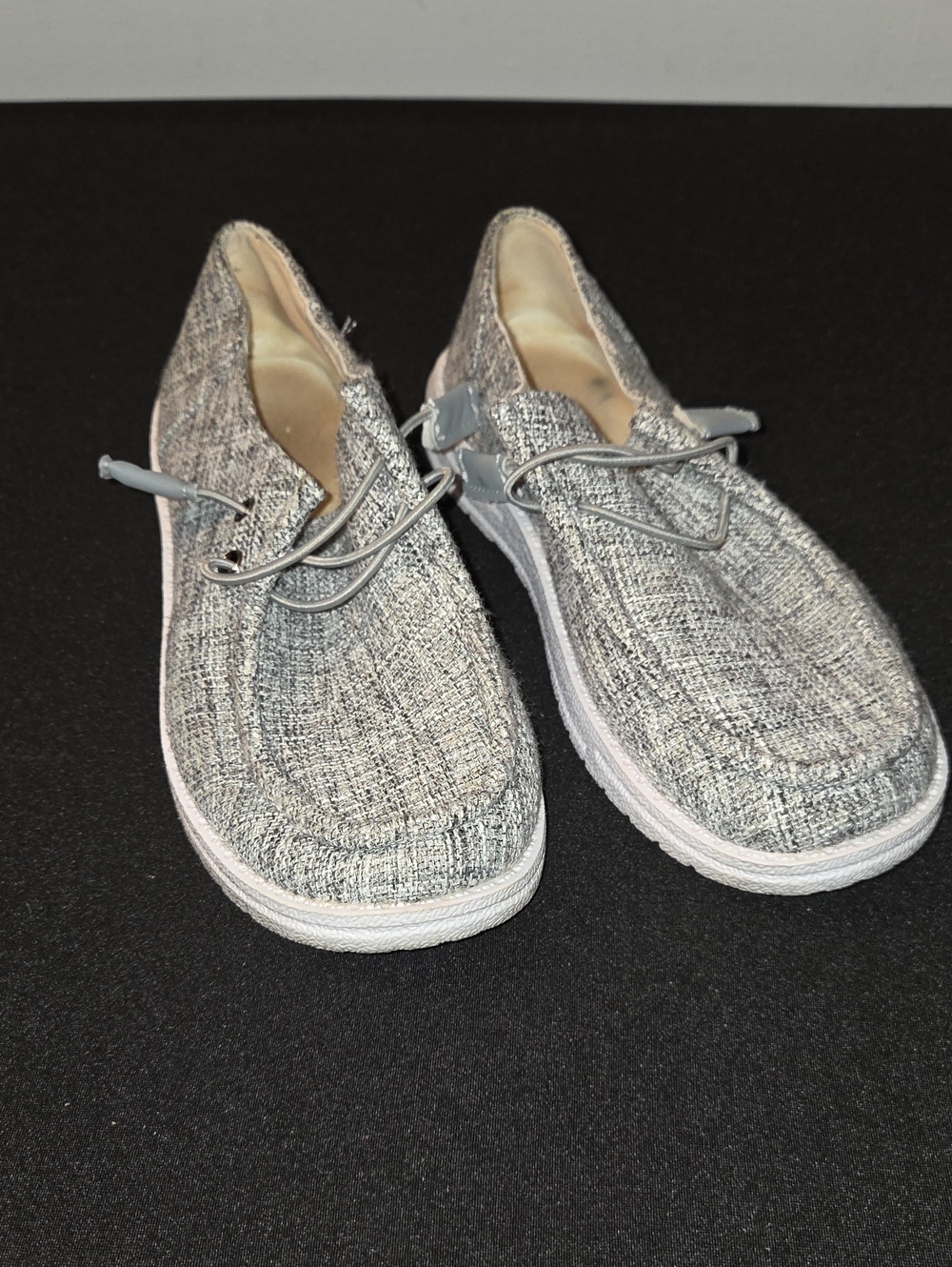 Women's Lightweight Knit Slip-On Sneakers in Heather Gray